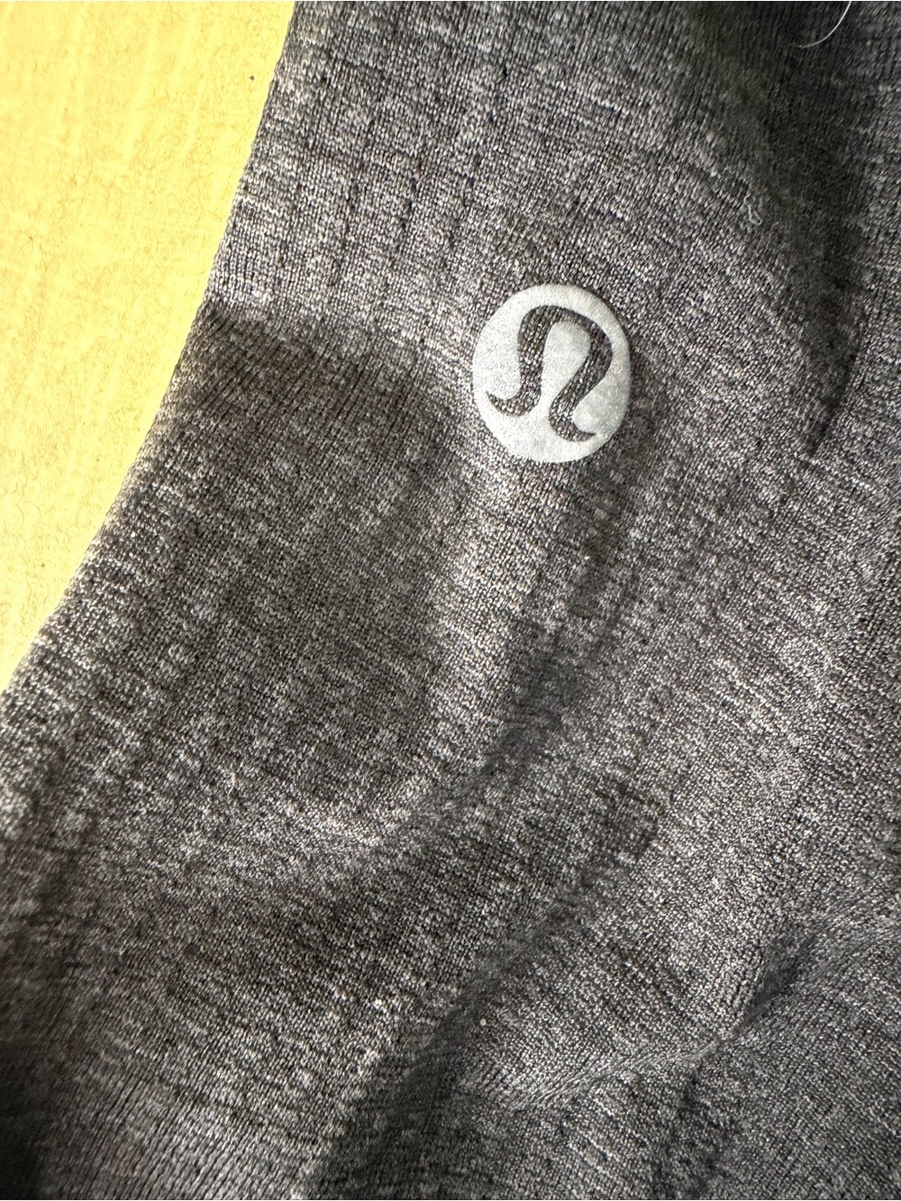 Lululemon Athletica Charcoal Metal Vent T-shirt - Picture 3 of 6